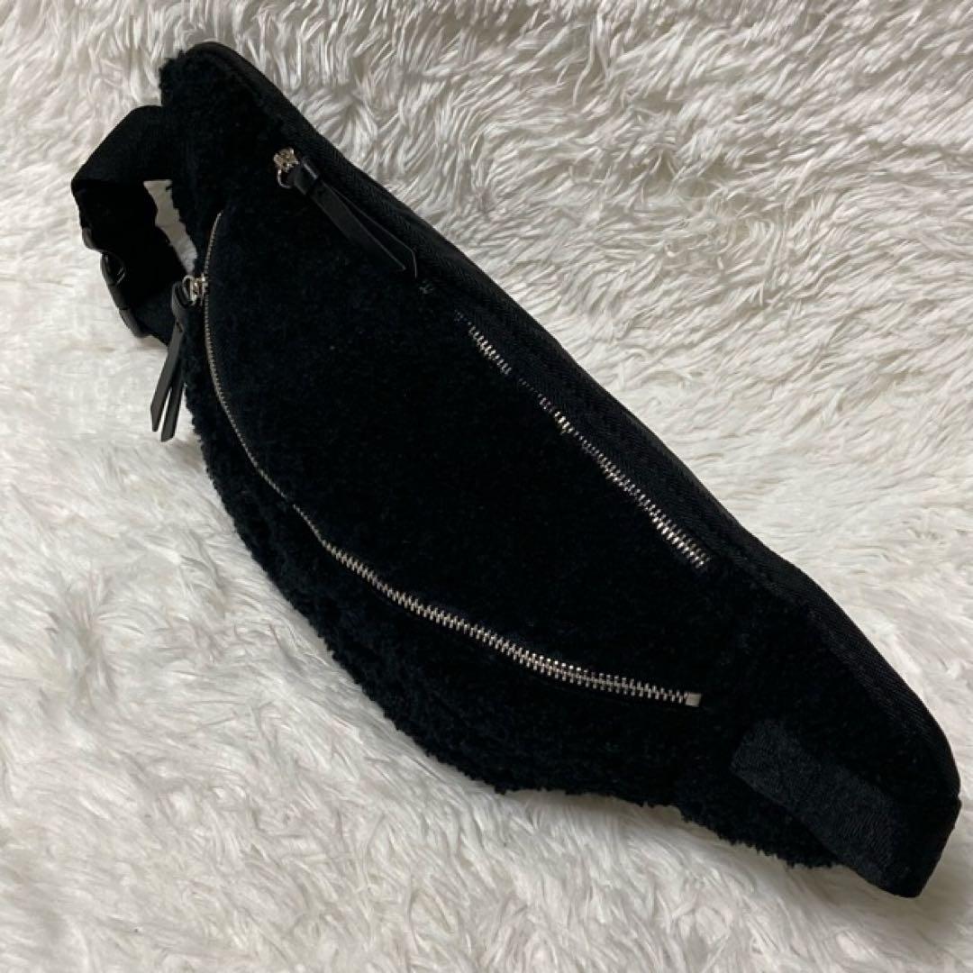 最終価格☆美品☆A.P.C.　BANANE FROST ボディバッグ　ボア