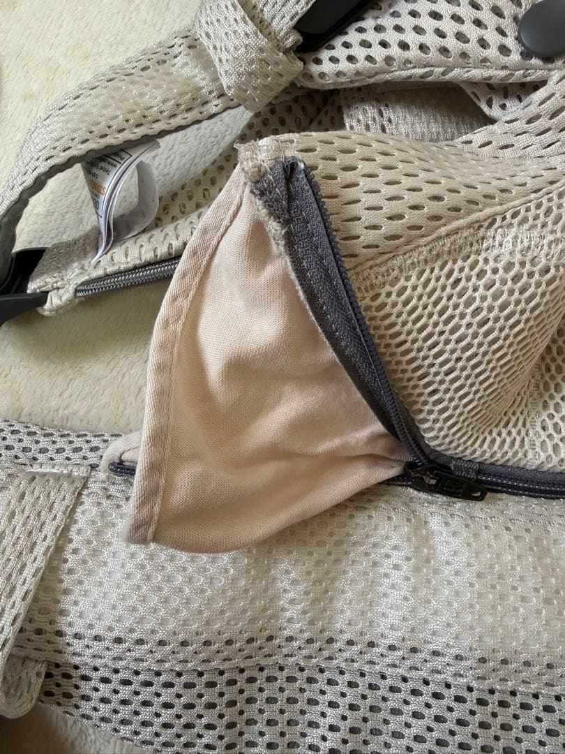 ★美品★BabyBjörn HARMONY クリーム