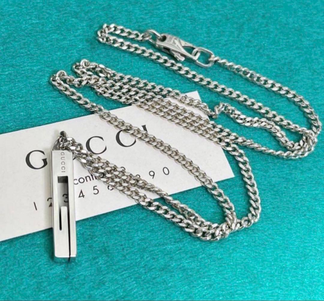 美品　GUCCI Gモチーフネックレス