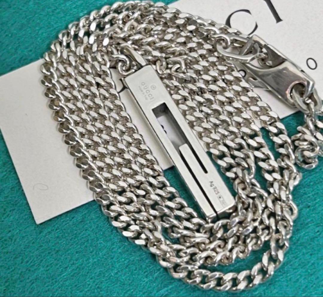 美品　GUCCI Gモチーフネックレス