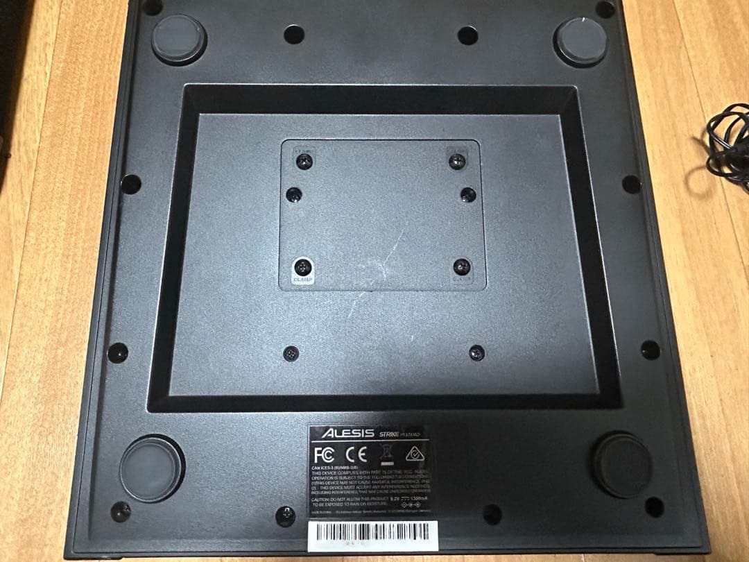 ALESIS STRIKE MULTIPAD【サンプリングパッド】