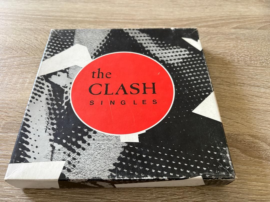 The Clash – Singles = シングルズ'77∼'79 ボックス