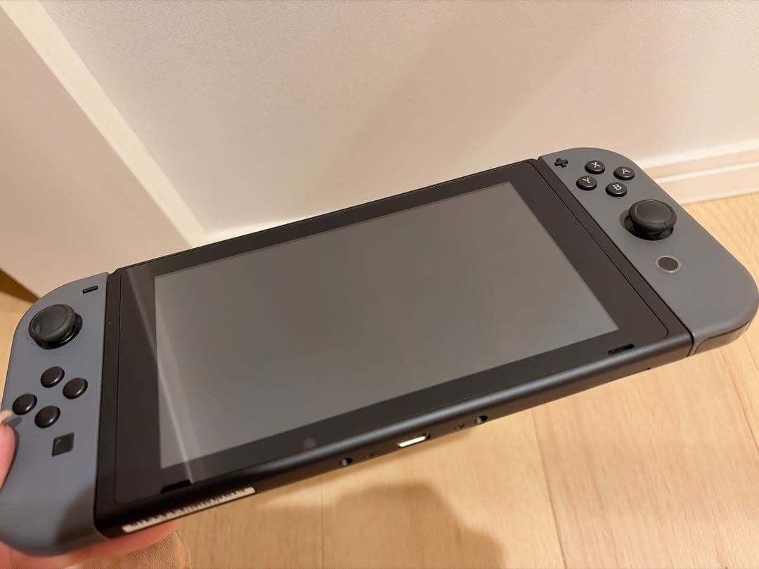 Nintendo Switch グレー 本体 Joy-Con付き　ソフト付き