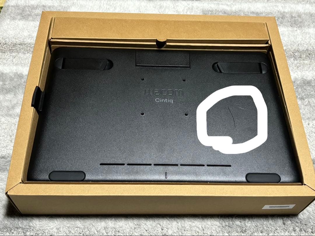 Wacom Cintiq 16インチ 液晶ペンタブレット本体
