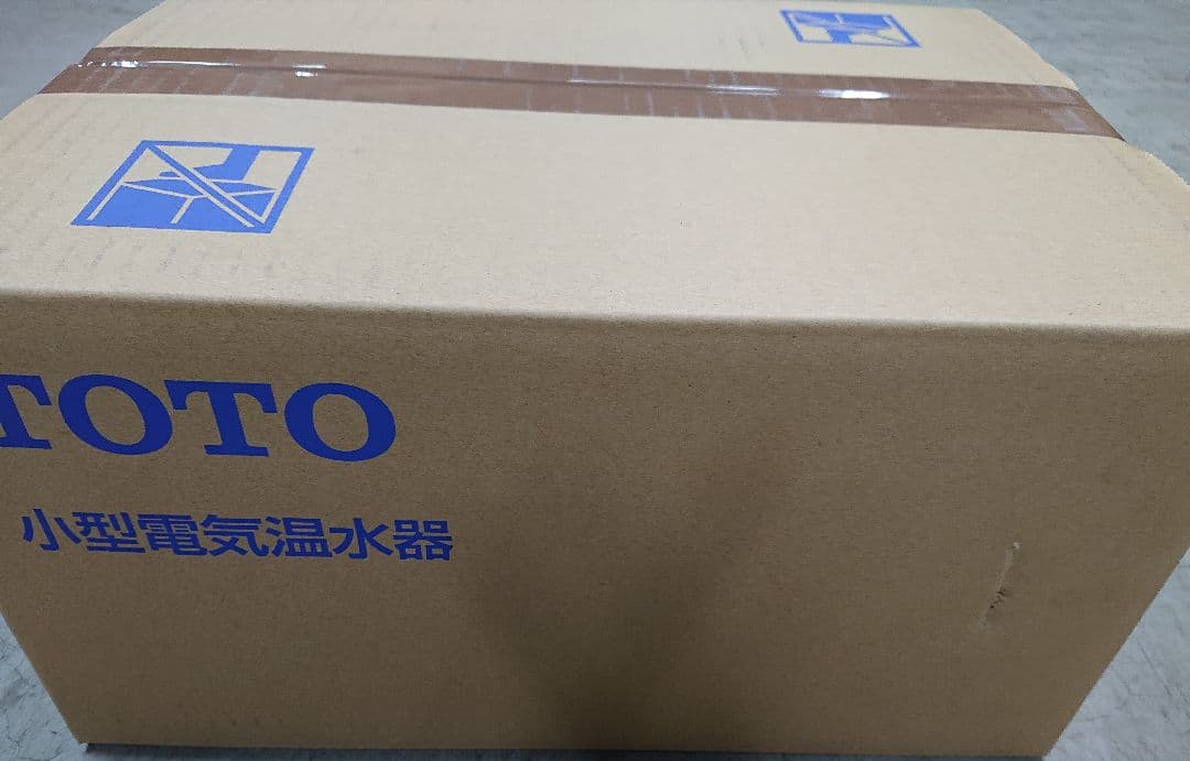 TOTO 電気温水器 REWF03B1R