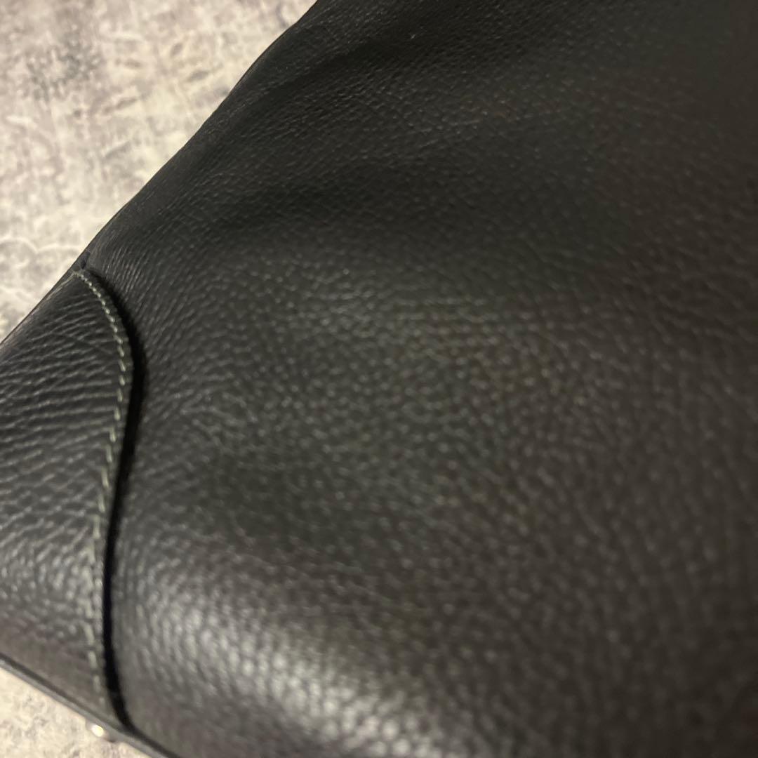 イタリア製　新品同様　シボ本革　大型ボストンバッグ黒　ビジネスバッグ日本未上陸