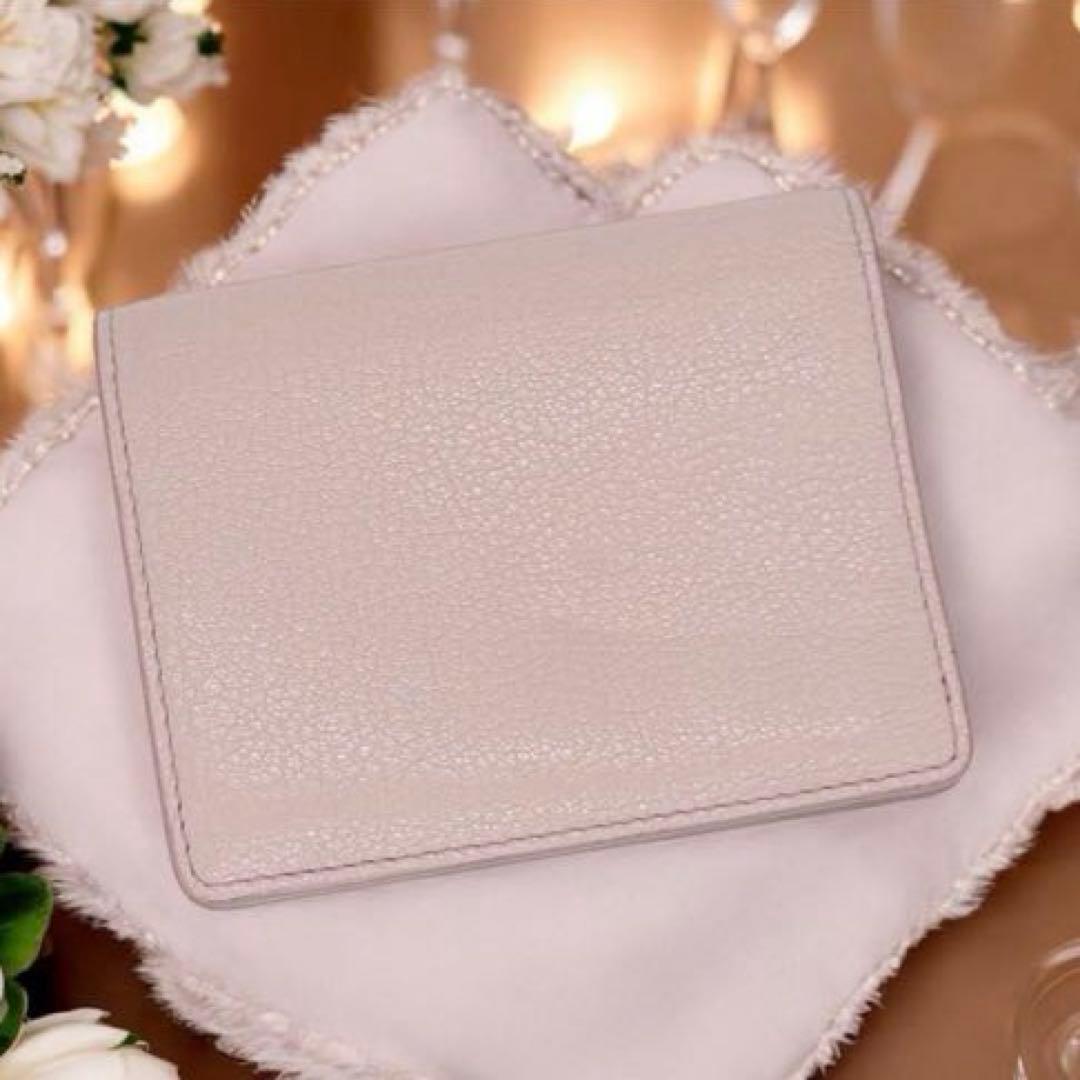 【 正規品 美品 】 miumiu マドラスパール二つ折り財布