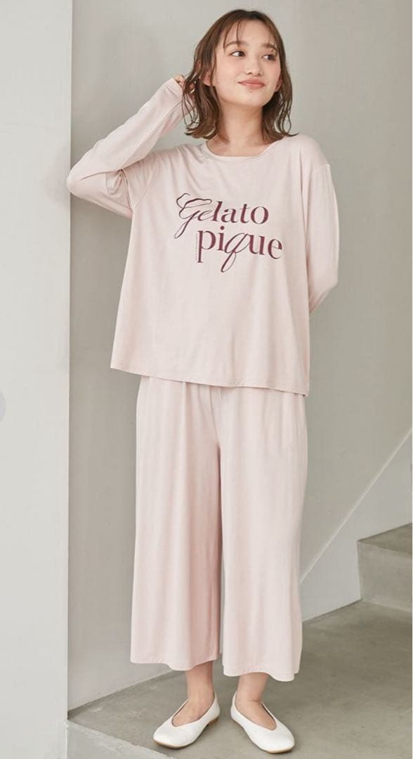 【ジェラートピケ】接触冷感 レーヨンロゴロンT&8分丈パンツ セット⭐︎ベージュ⭐︎