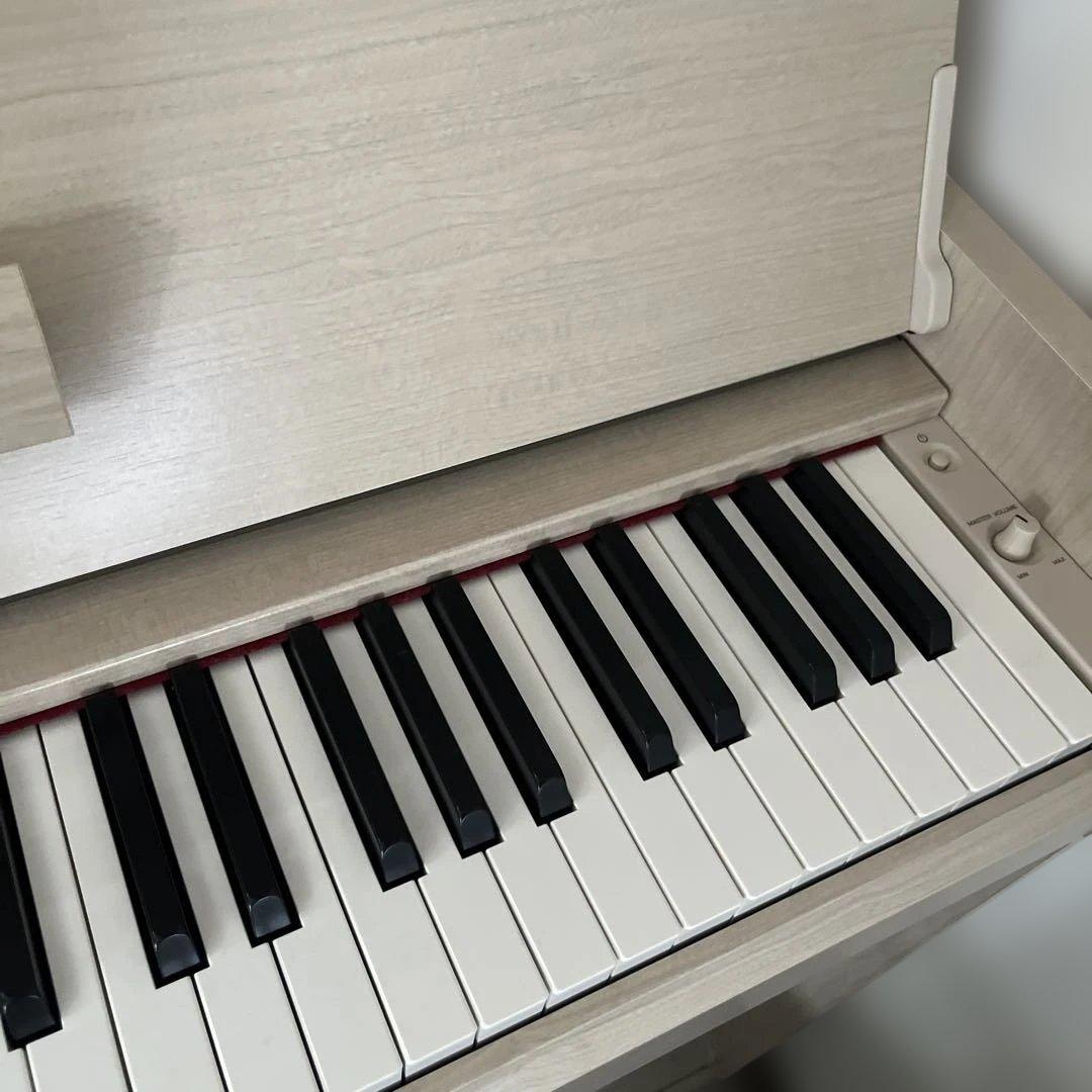 電子ピアノ　YAMAHAアリウス