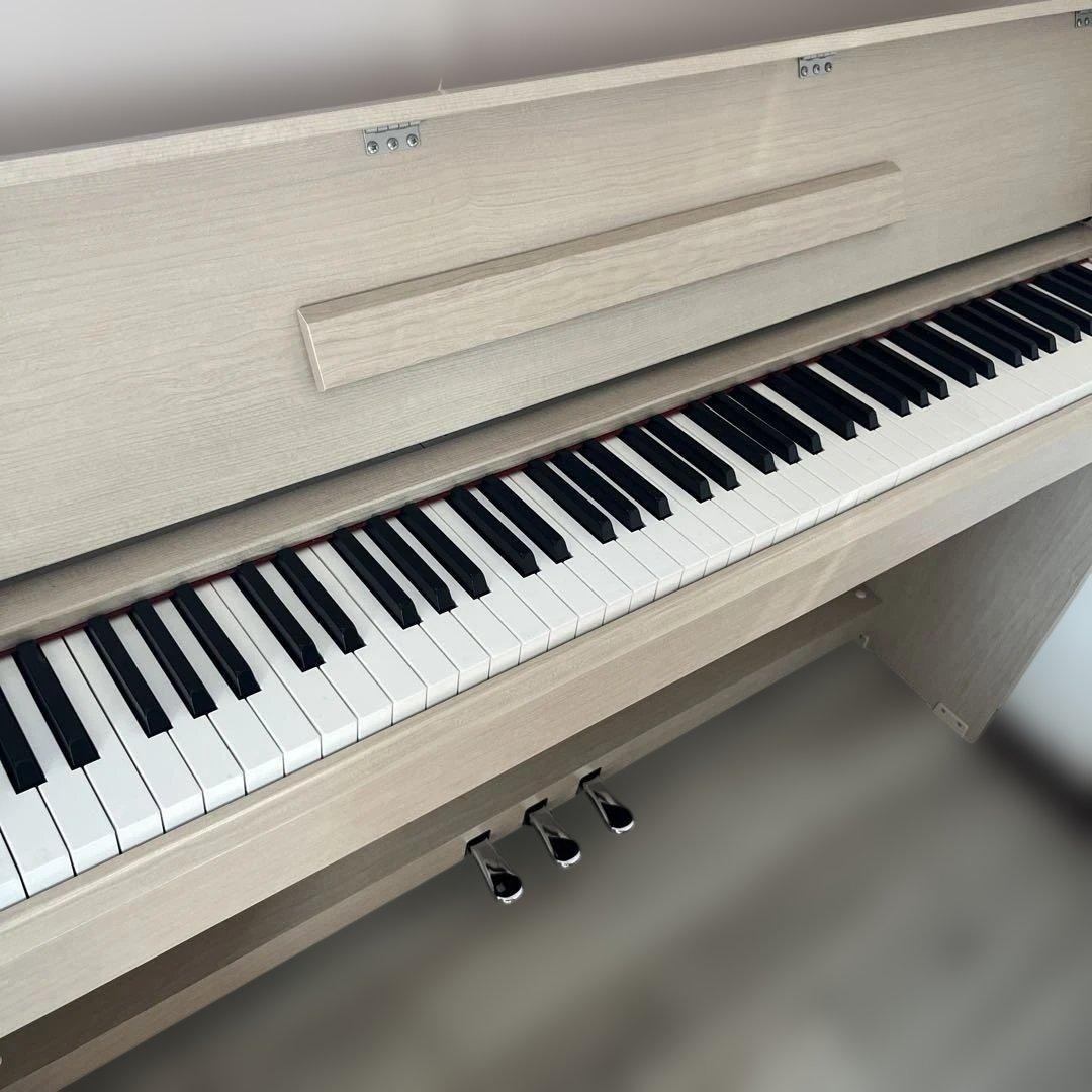 電子ピアノ　YAMAHAアリウス