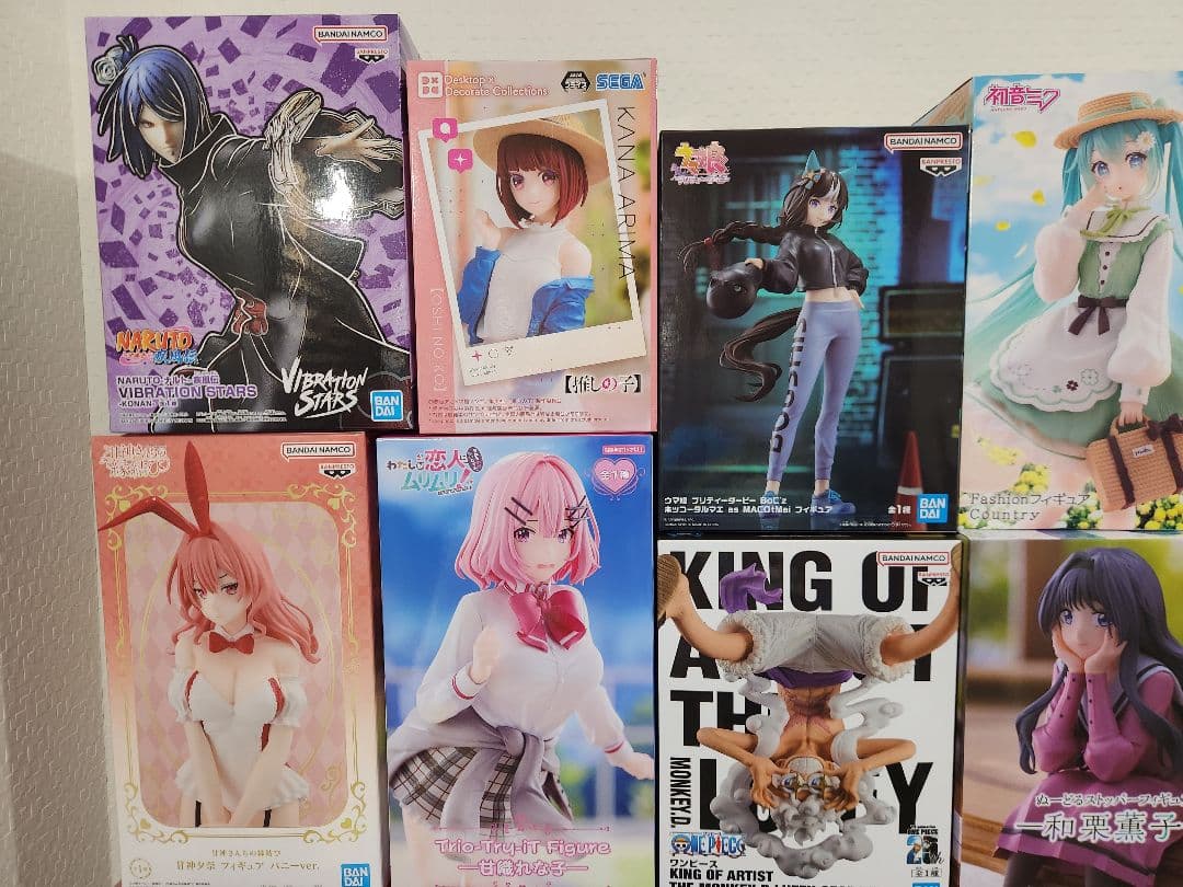 未開封フィギュアセット　美少女系 クロミク ナルト とらぶる 薫子 れな子 ラム