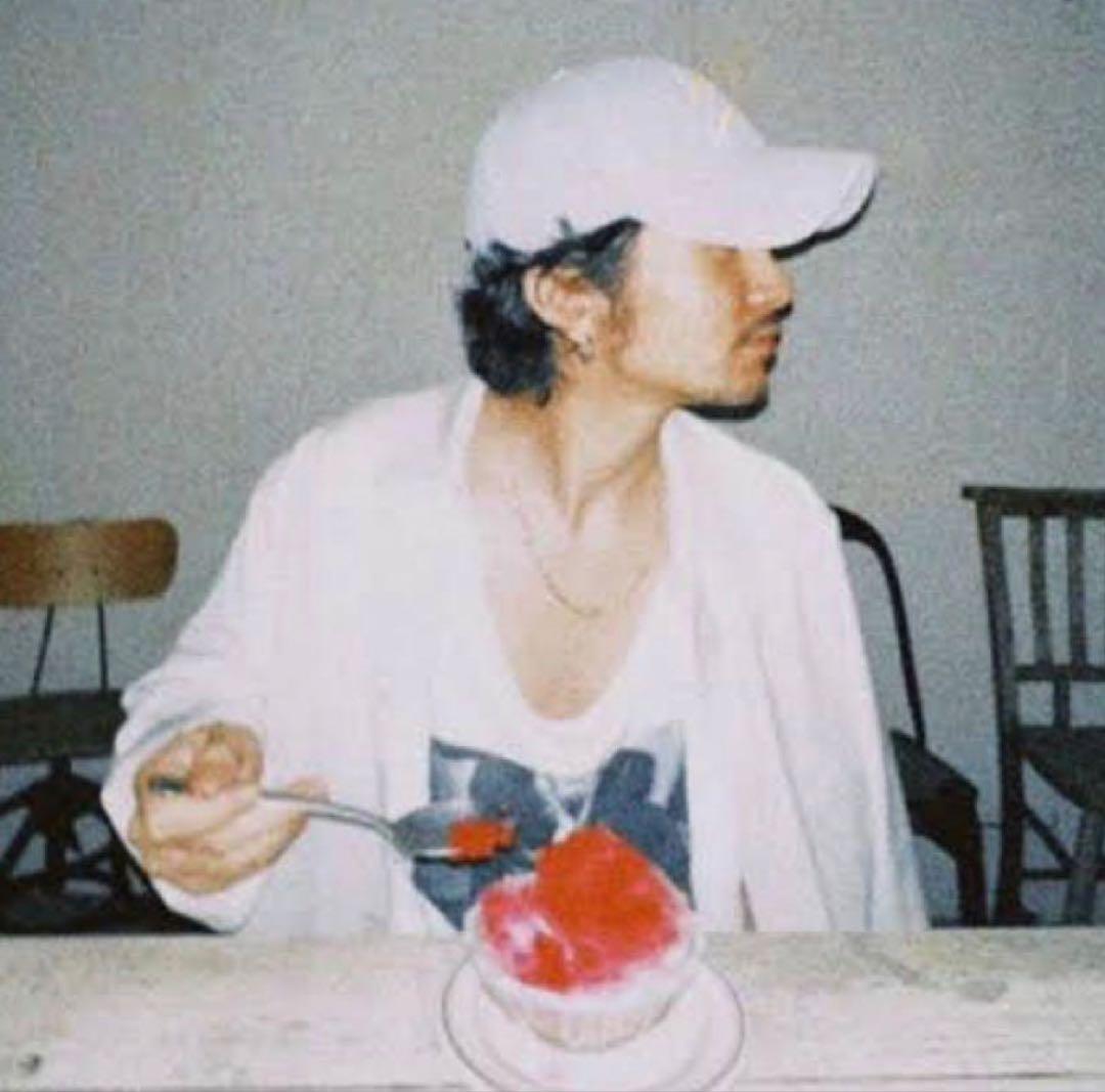常田着　サンローラン　ニューエラ　Saint Laurent New Era