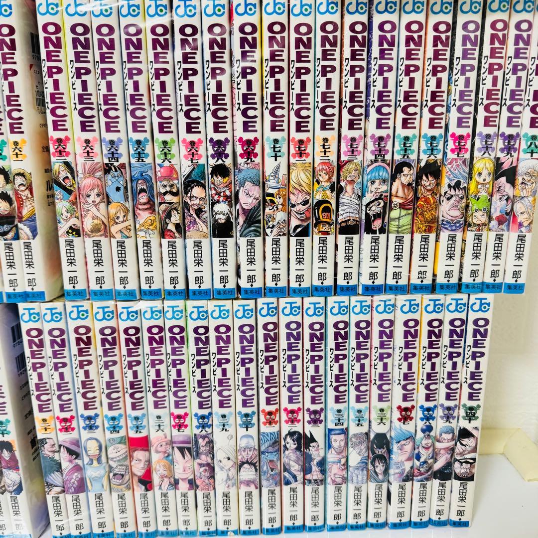 美品　ONE PIECE 全巻セット　1巻〜111巻　関連本8冊付き　尾田栄一郎