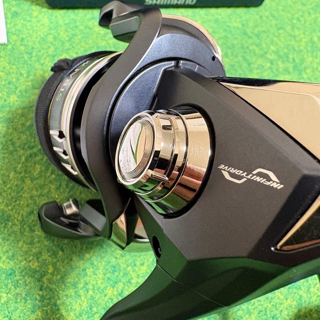 使用2回の美品　シマノ20STRADIC ストラディックSW 6000HG