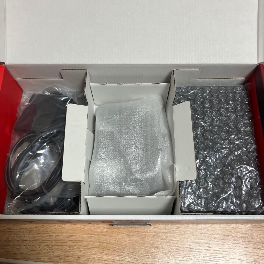 【美品】Nintendo Switch 本体 赤・青 Joy-Con 付属