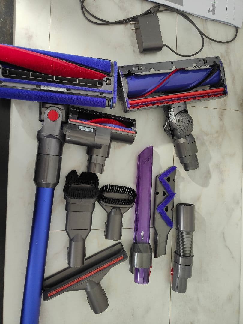 Dyson V11 スティッククリーナー本体 ジャンク品 掃除機 ダイソン