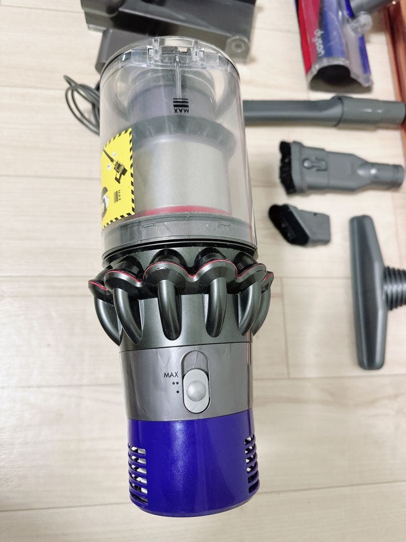 Dyson ダイソン掃除機V10