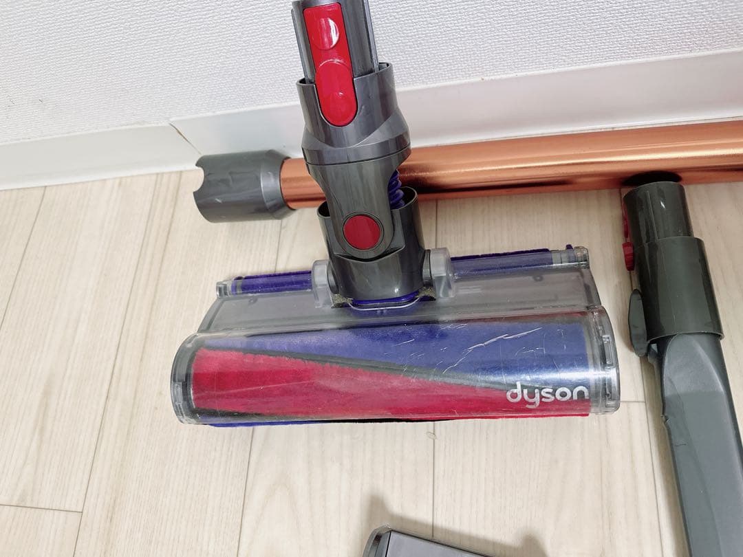 Dyson ダイソン掃除機V10