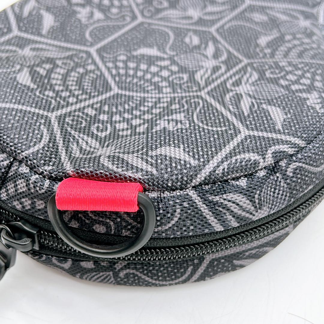 未使用級 TUMI ピンポン クロスボディ ボディバッグ STAPLE f640