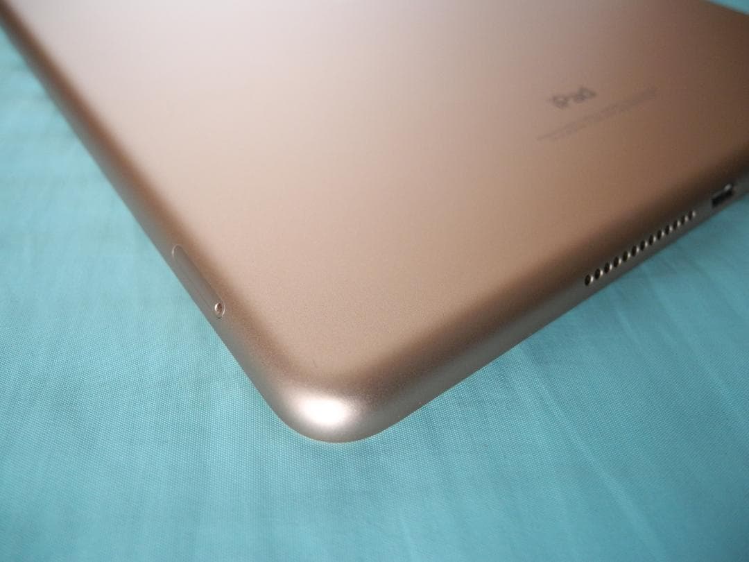 美品 第6世代iPad 128GB