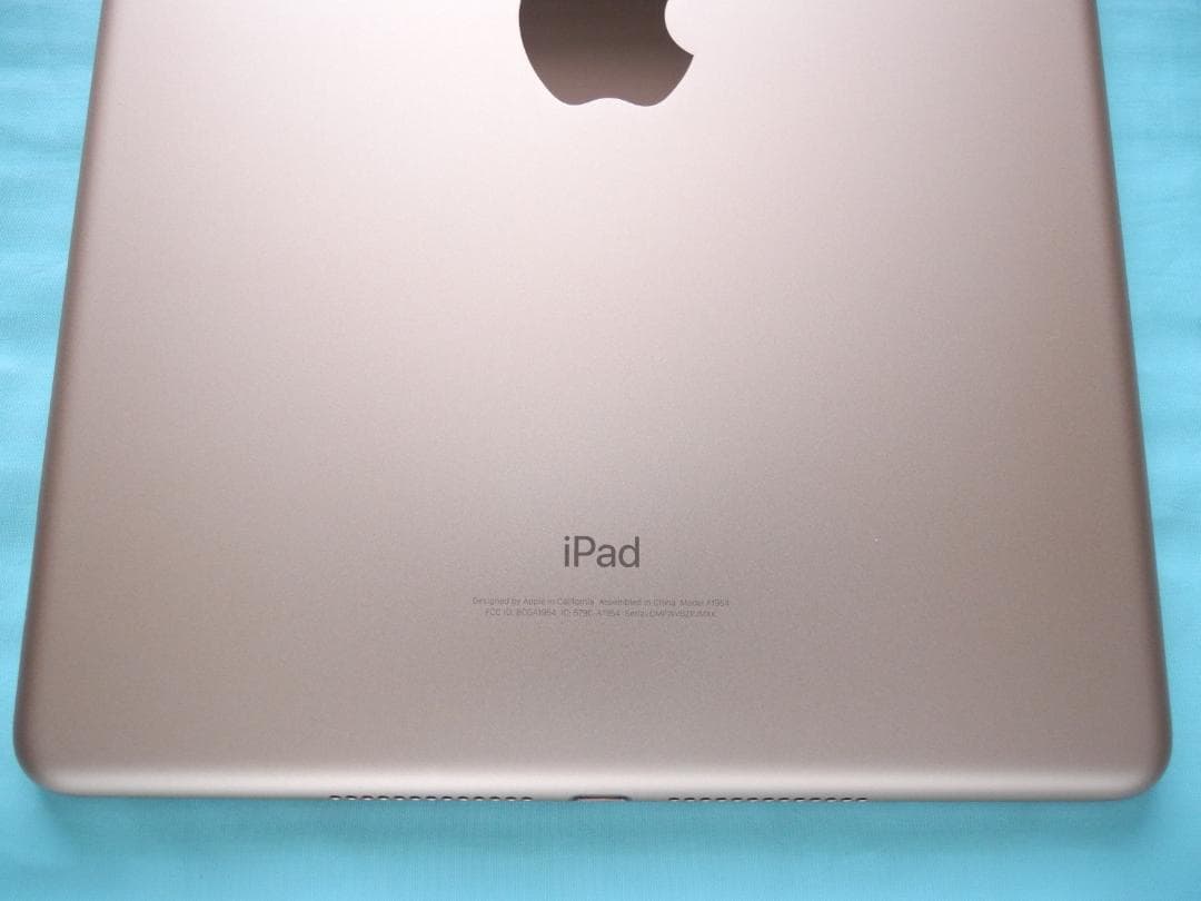 美品 第6世代iPad 128GB