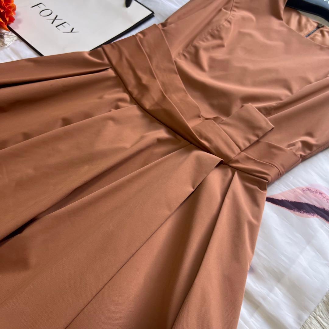 【良品】FOXEY NEW YORK 膝丈ワンピース オレンジ ノースリーブ38