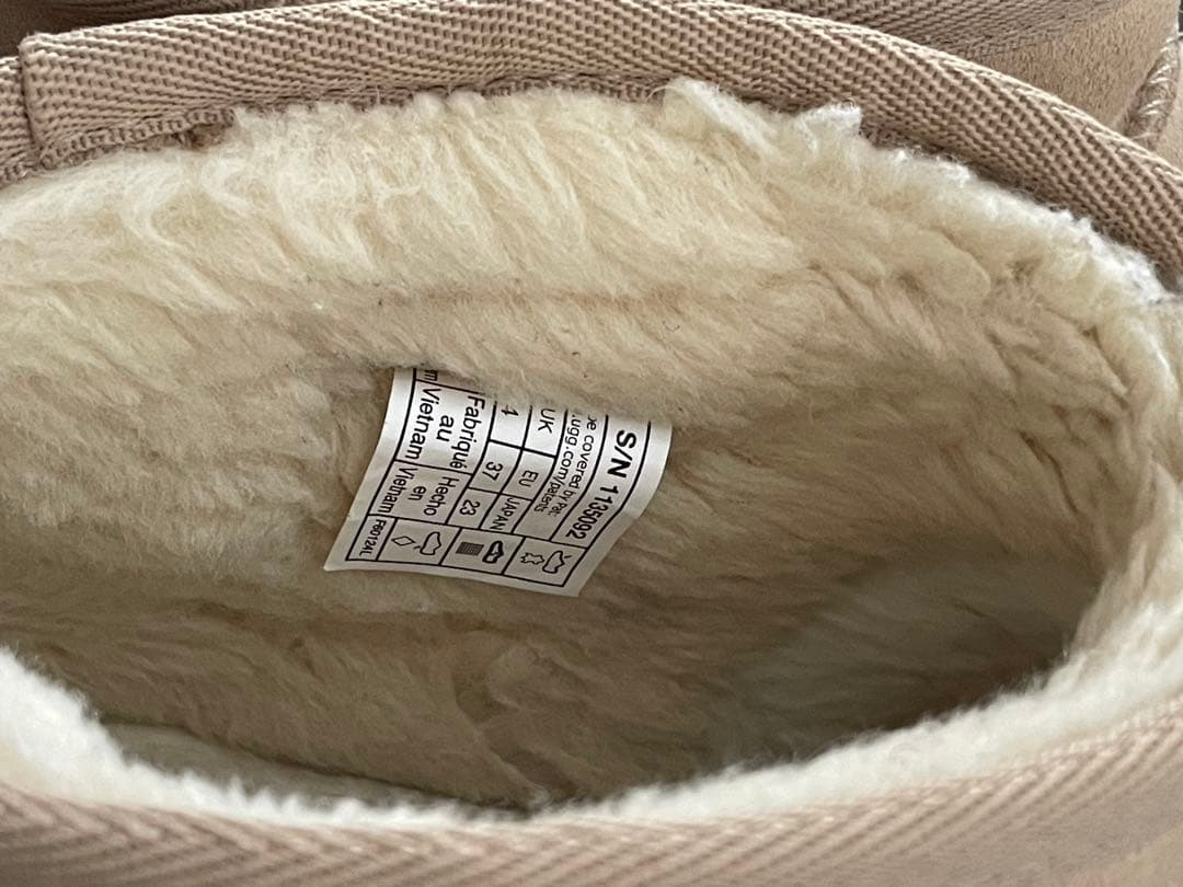 靴 CLASSIC ULTRA MINI PLATFORM