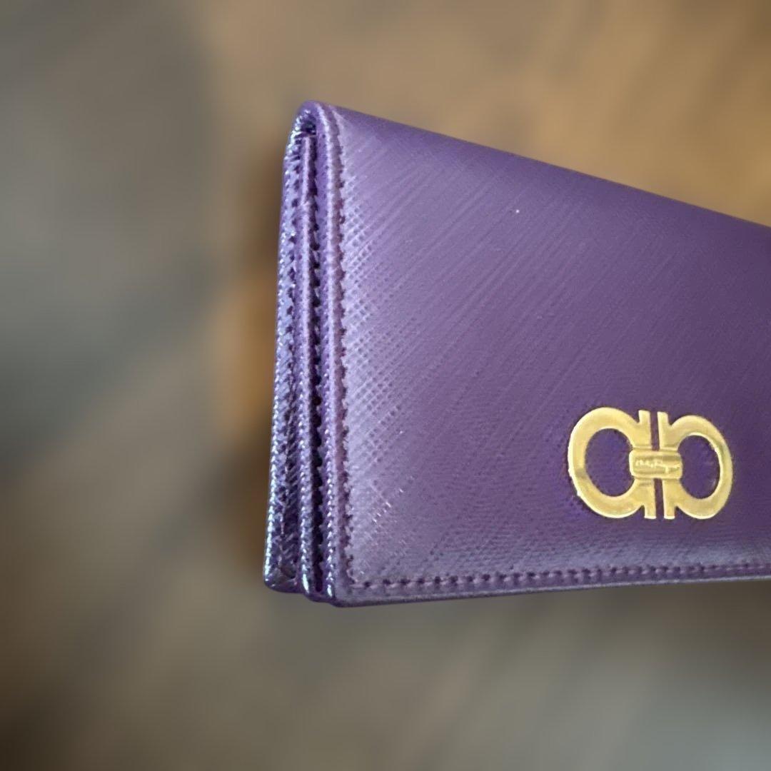 Salvatore Ferragamo 名刺入れ カードケース