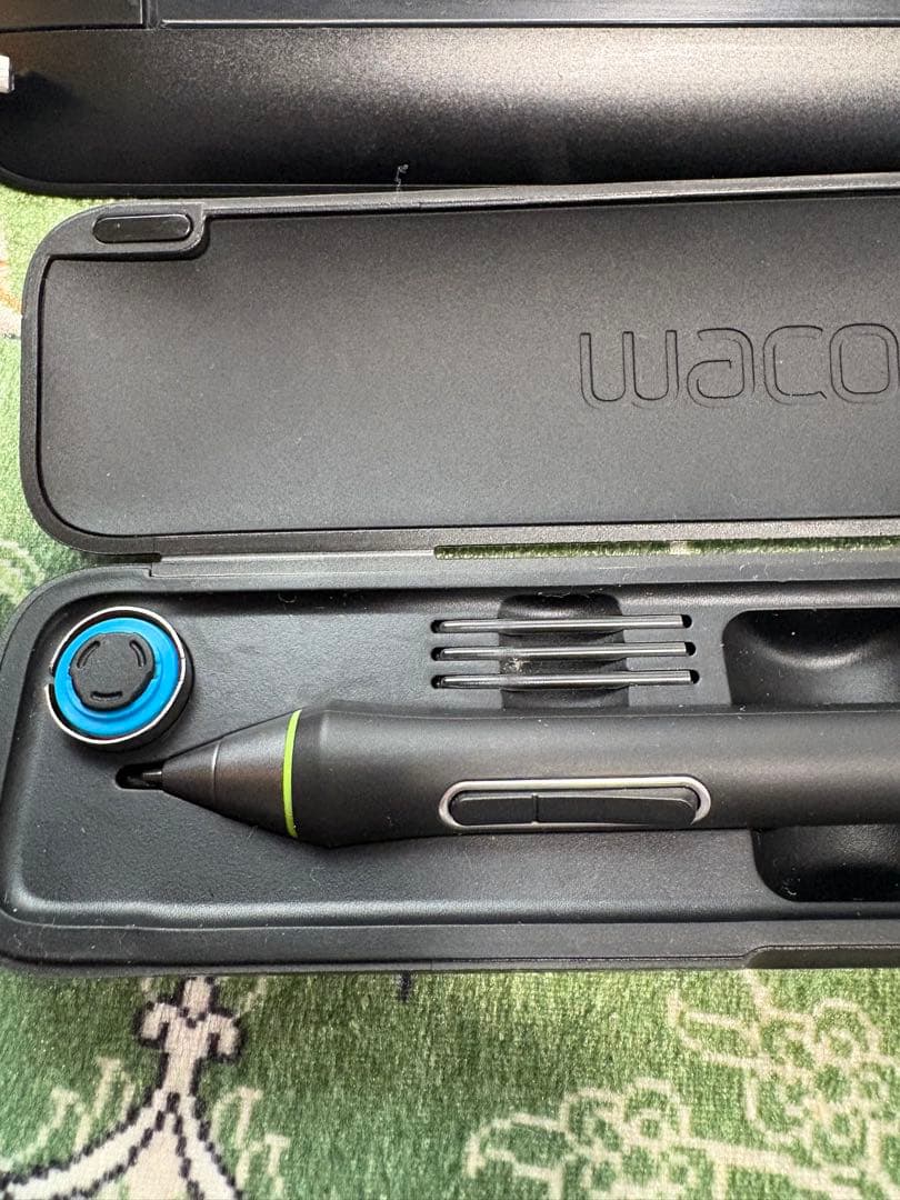 Wacom CINTIQ 13HD 本体 箱 セット