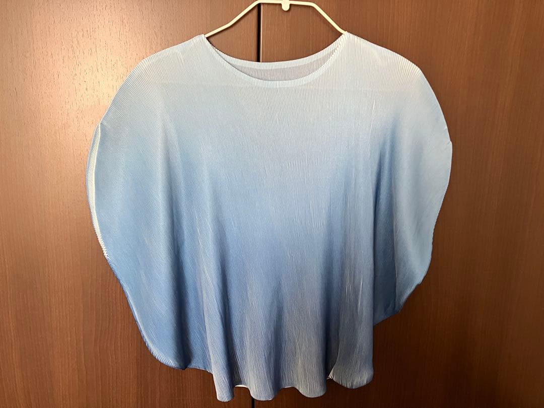 グラデーションブルー フリルデザイン Tシャツ Lサイズ