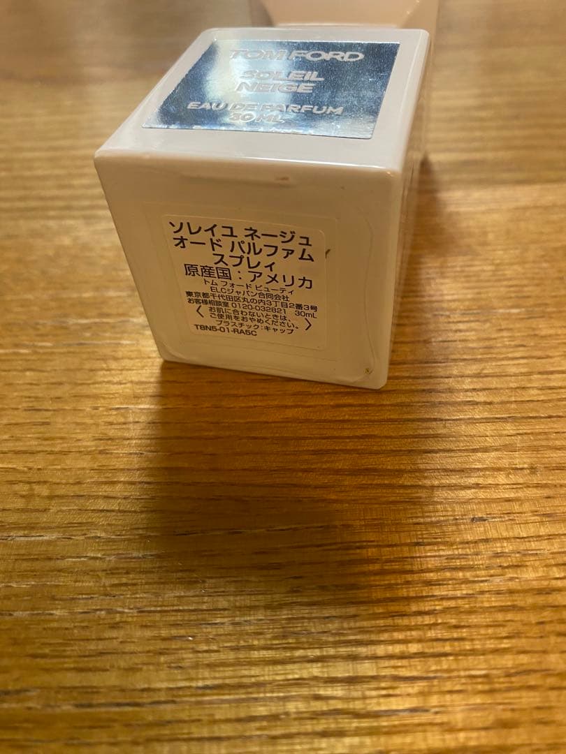 香水(ユニセックス) TOM FORD SOLEIL NEIGE 30ML Eau de Parfum