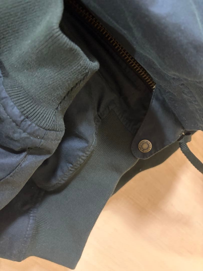 Barbour MA-1ジャケット Mサイズ オリーブグリーン