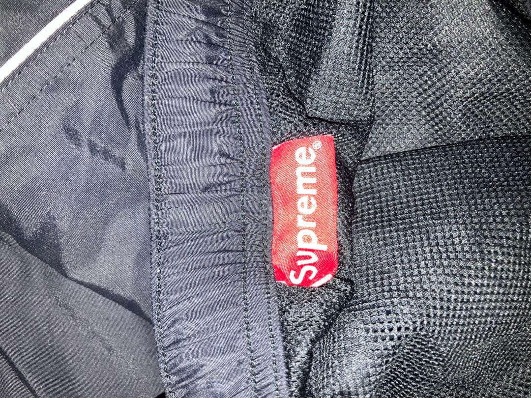 タイムセール！　SUPREME ナイロンパンツ
