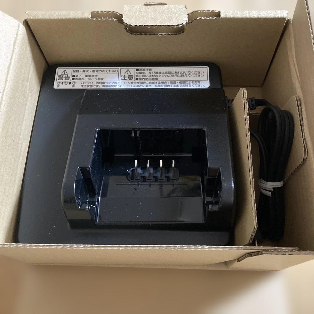 S*S様 Panasonic NKJ075Z 充電器