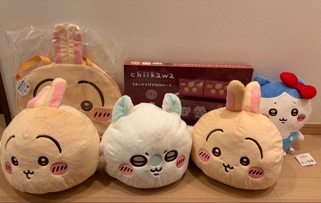 ゆ*う様 ちいかわまとめ売り まじかる ぬいぐるみ 収納ケース マスコット等