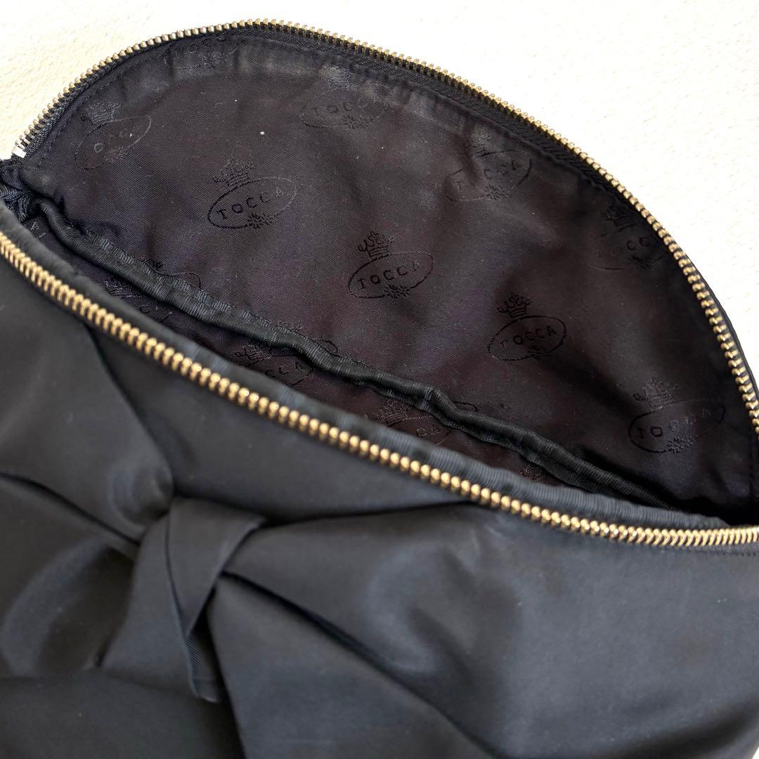 あんあん様⭐︎美品【TOCCA】ボディバッグ リボン ゴールド金具 ナイロン 黒