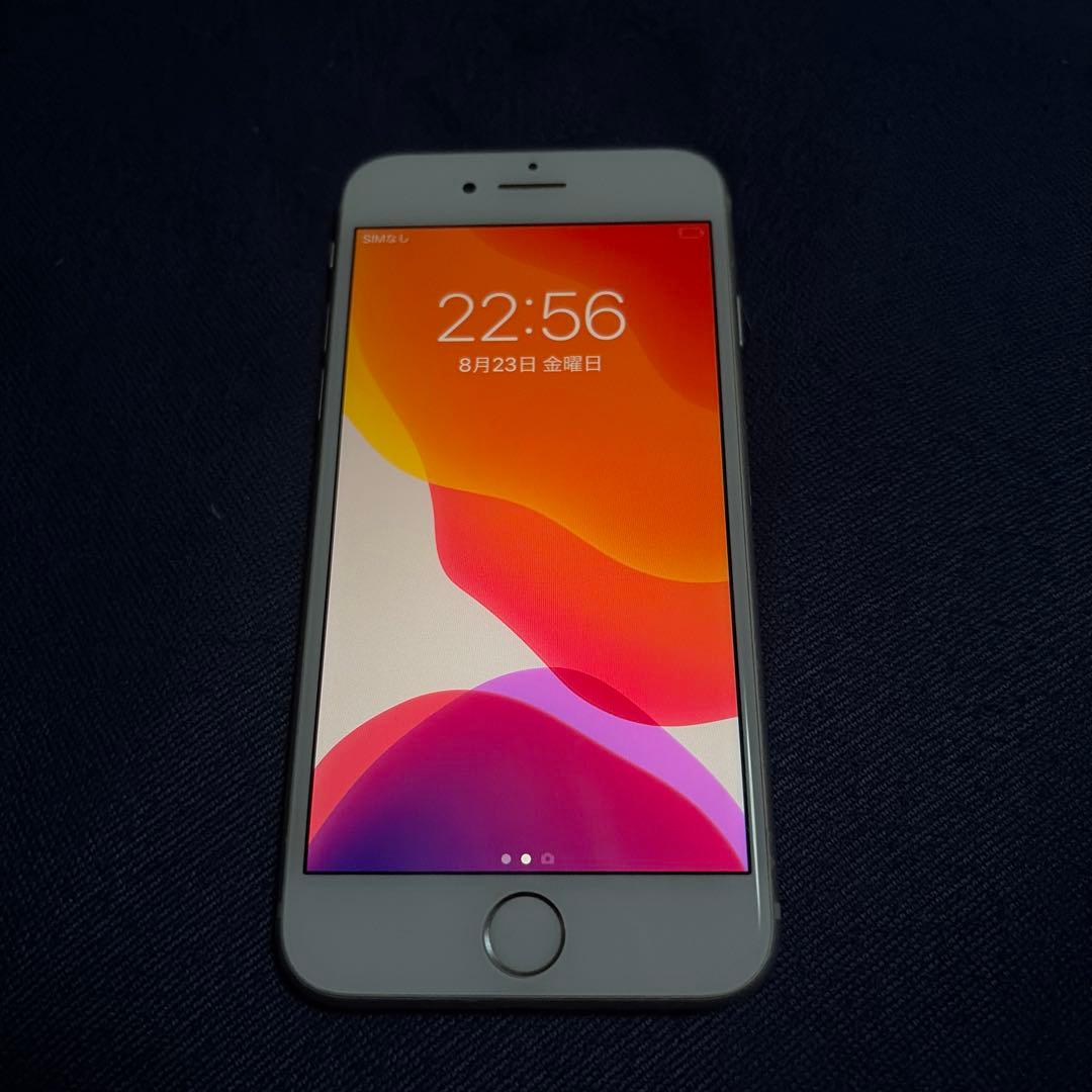Apple iPhone 8 ホワイトシルバー 本体