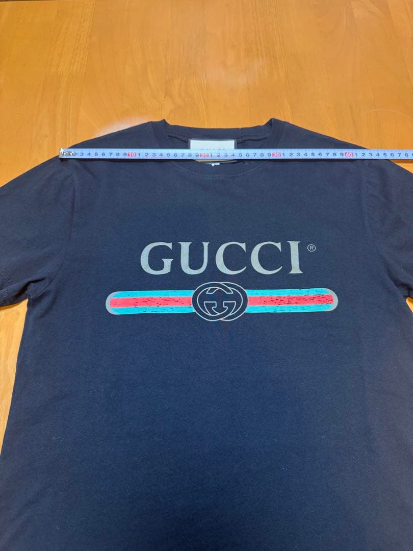 GUCCI　ダメージ加工　tシャツ Sサイズ 中古品ブラック