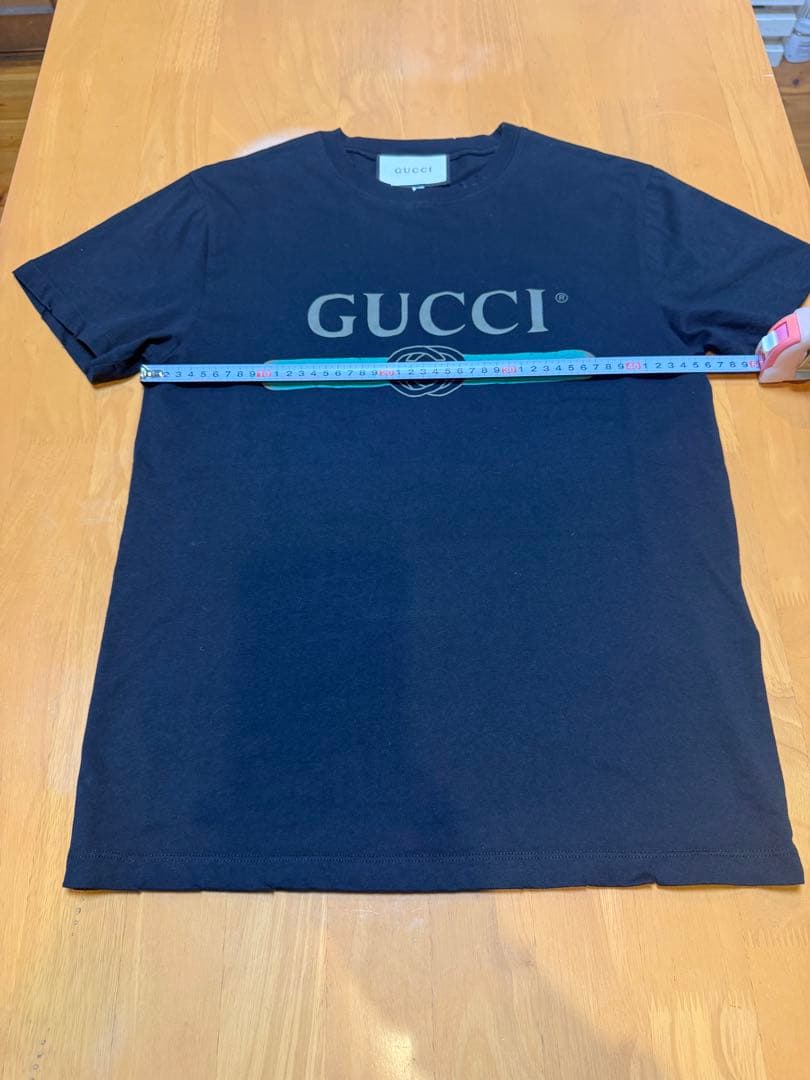 GUCCI　ダメージ加工　tシャツ Sサイズ 中古品ブラック