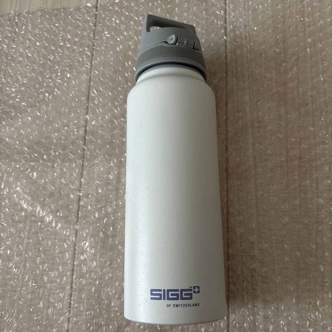 【美品】SUKALA 水筒 ホワイト　値下げ不可m(._.)m