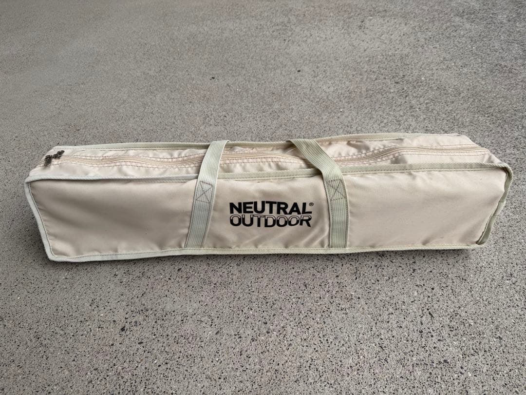 NEUTRAL OUTDOOR 折りたたみ式バンブーテーブル