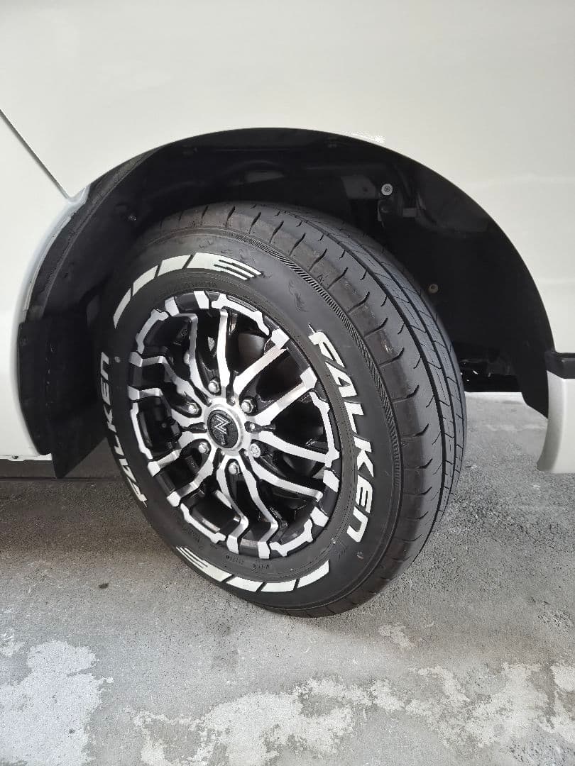 FALKEN ファルケンw11 215/60R16C　2本セット