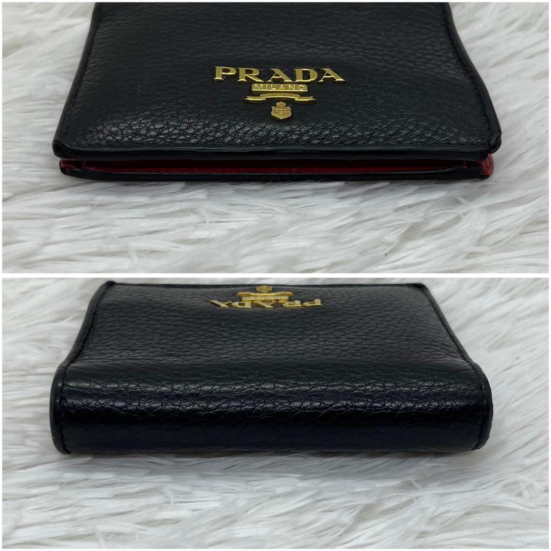 美品✨️プラダ 二つ折り財布 レザー シボ革 バイカラー レッド ブラック