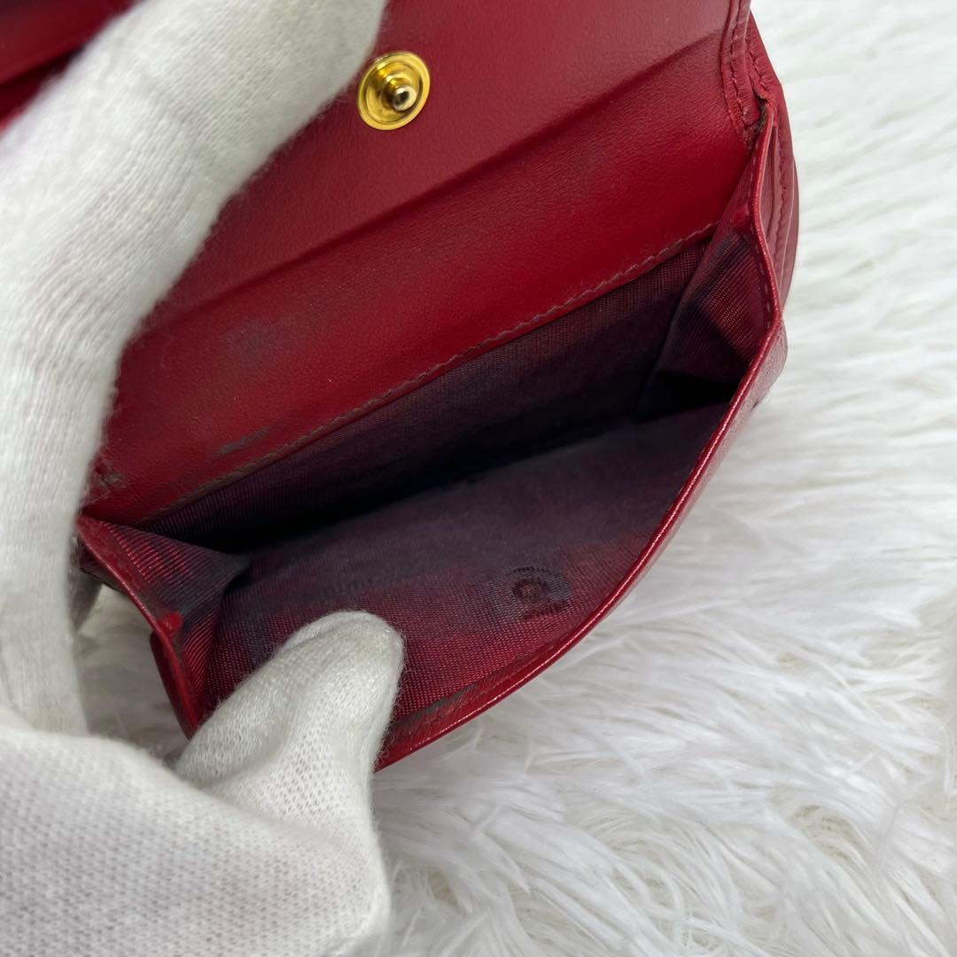 美品✨️プラダ 二つ折り財布 レザー シボ革 バイカラー レッド ブラック