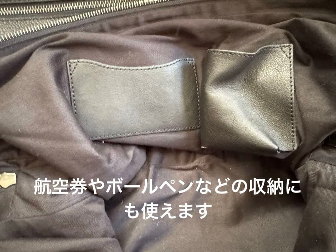 ドルチェ&ガッバーナの旅行用ボストンバッグ。大容量の2WAYレザーバッグ。出張も