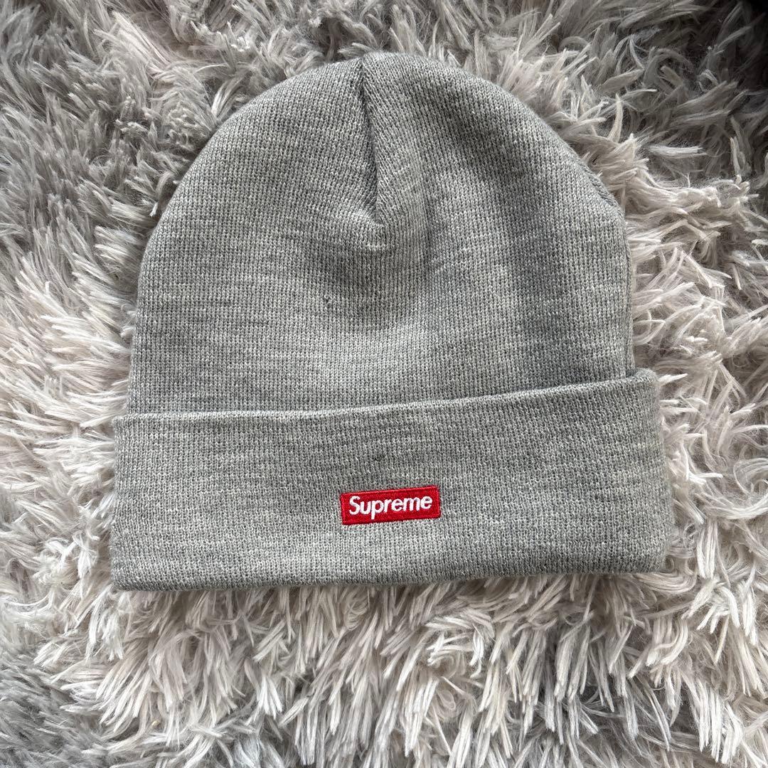 グレー ニット帽 トライバル刺繍 Supreme