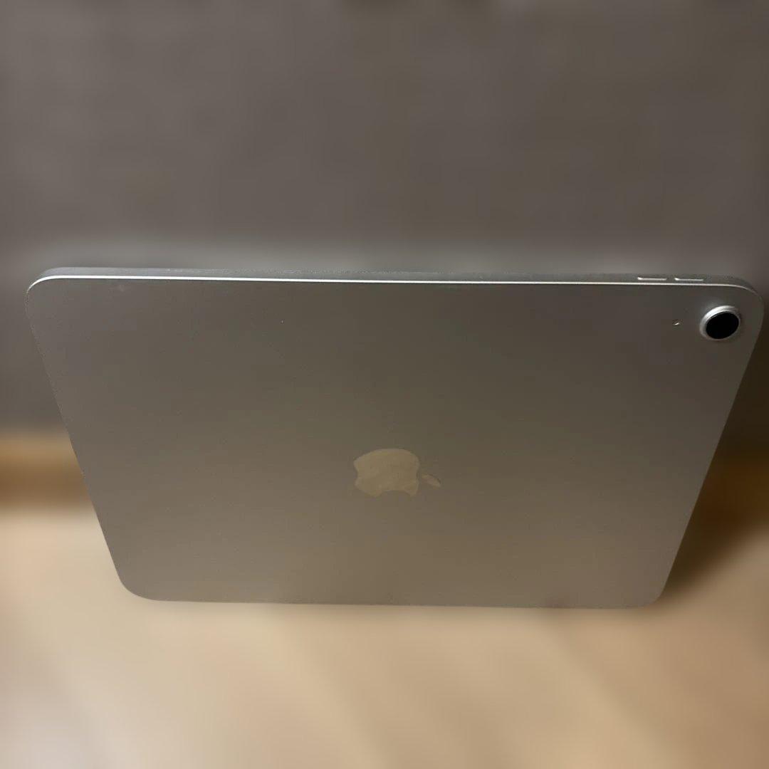iPad (A16) 128GB シルバー Wi-Fi ★バッテリー100%