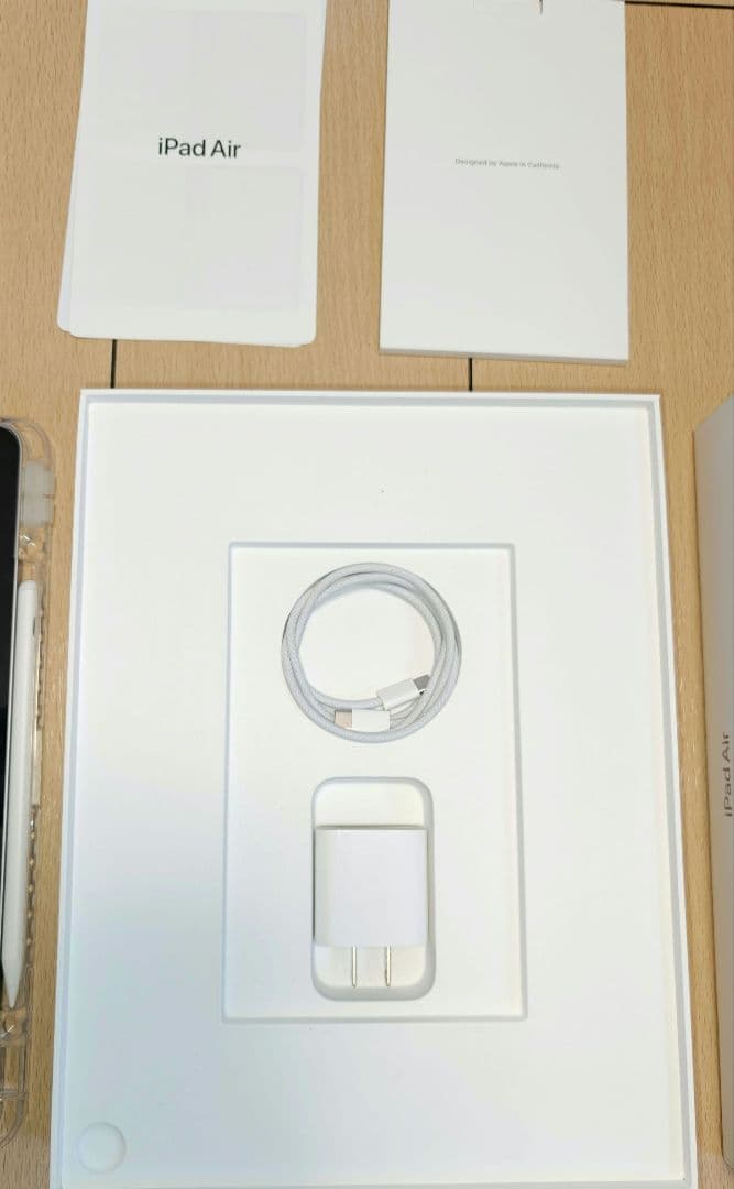 ​【極美品】iPad Air 13インチ (M3) 256GB 2025年製