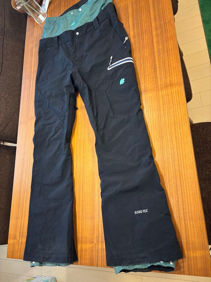REW GORE-TEX スノーボードパンツ 黒 L
