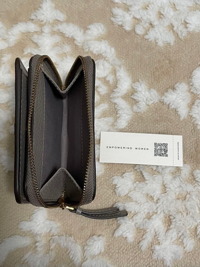 Tory Burch トリーバーチ 二つ折り財布 グレー /新品未使用/